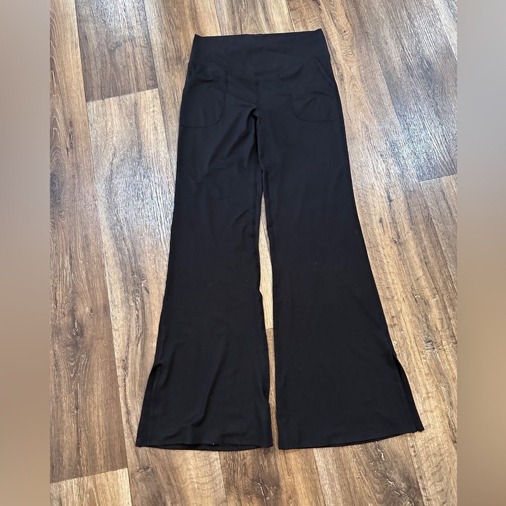 Black Yoga Pants
